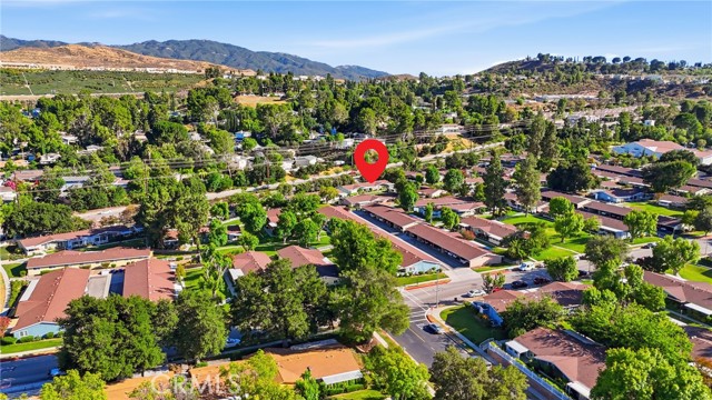 2 Bed Home for Sale in Newhall, California