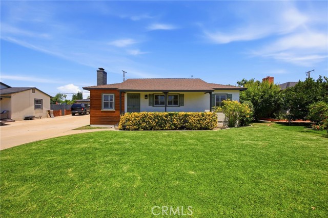 Front Image Thumbnail for CRDW26107541