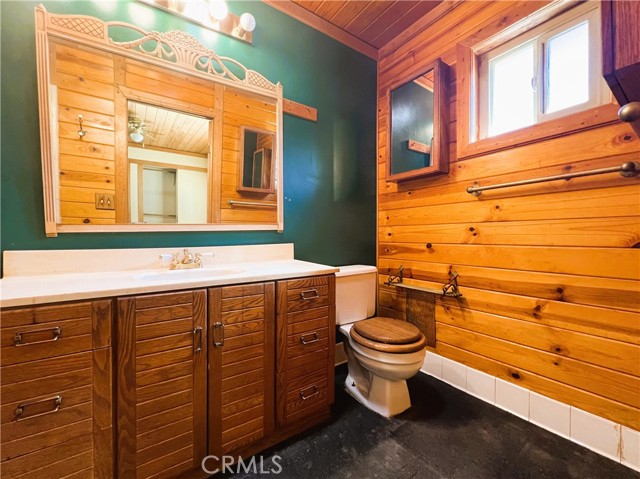 Detail Gallery Image 13 of 29 For 2200 St Anton Dr, –,  CA 93222 - 3 Beds | 3 Baths