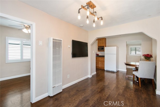 235 E Central Avenue, Monrovia CA: https://media.crmls.org/medias/de03348c-82f5-4771-9a76-2e55205879e3.jpg