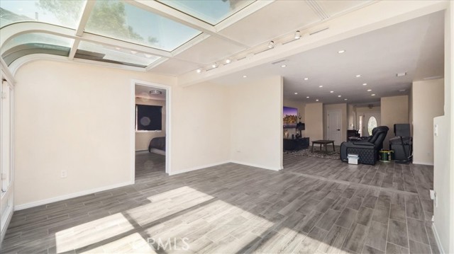 5026 W 119th Street, Hawthorne CA: https://media.crmls.org/medias/de04d249-415e-4a9b-9f0c-8288255b79d1.jpg