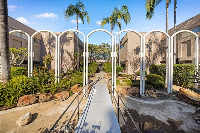 Image 49 of 55 For 573 Fairview Avenue