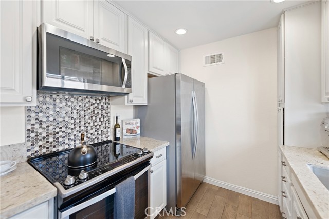 Detail Gallery Image 5 of 25 For 16893 Stoneglass #91,  Tustin,  CA 92780 - 2 Beds | 1 Baths