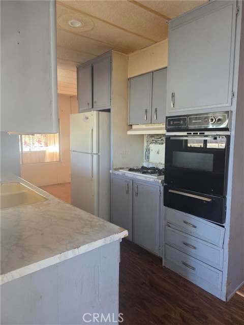 Detail Gallery Image 4 of 13 For 1324 N Citrus Ave #12,  Covina,  CA 91722 - 2 Beds | 1 Baths