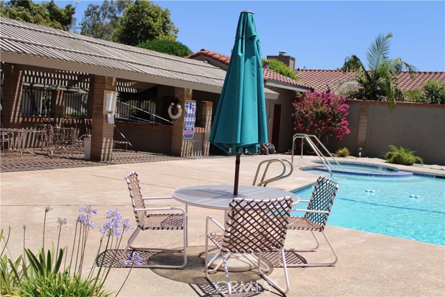 Detail Gallery Image 10 of 10 For 1347 Paseo Redondo Dr, Merced,  CA 95348 - 2 Beds | 2/1 Baths