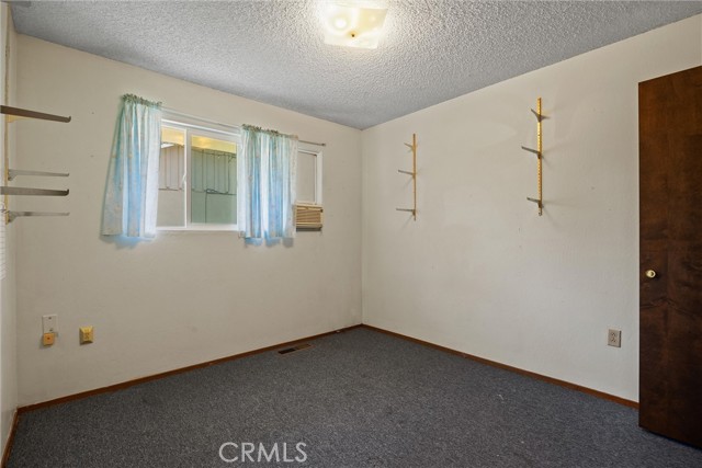 657 Villa Drive, Chico CA: https://media.crmls.org/medias/de0659ef-ee8b-4f9e-96c2-e97658e14234.jpg