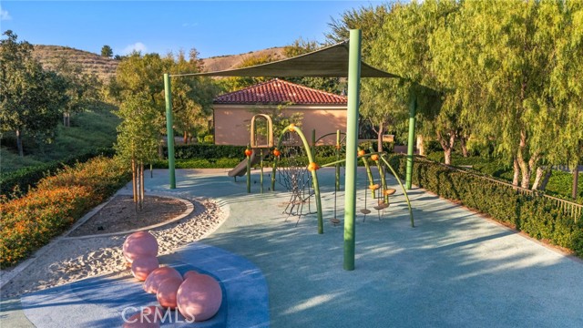 Detail Gallery Image 43 of 52 For 214 Elkhorn, Irvine,  CA 92618 - 3 Beds | 3/1 Baths