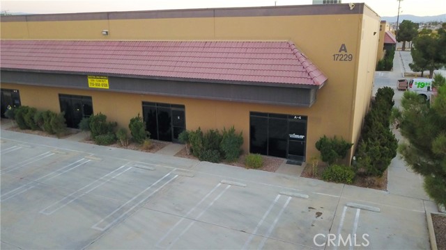 17229 Lemon Street, Hesperia, California 92345, ,Commercial Lease,For Rent,17229 Lemon Street,CRHD24210681