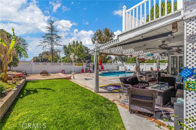 Detail Gallery Image 25 of 36 For 747 Aliso St, Corona,  CA 92879 - 4 Beds | 2/1 Baths