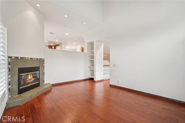 50 Esperanza Avenue, Sierra Madre CA: https://media.crmls.org/medias/de086821-dbbe-42b2-be54-a060d1027c76.jpg