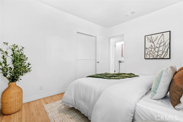 Detail Gallery Image 36 of 68 For 6454 Baird Ave, Reseda,  CA 91335 - 4 Beds | 2/1 Baths