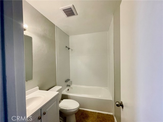 Detail Gallery Image 12 of 14 For 383 Orchid Ln #R,  Pomona,  CA 91766 - 3 Beds | 1 Baths