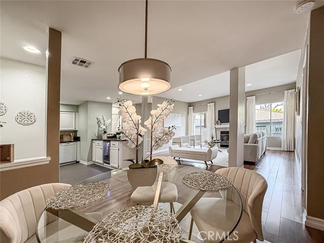 Detail Gallery Image 11 of 50 For 5420 Sylmar Ave #118,  Sherman Oaks,  CA 91401 - 2 Beds | 2 Baths