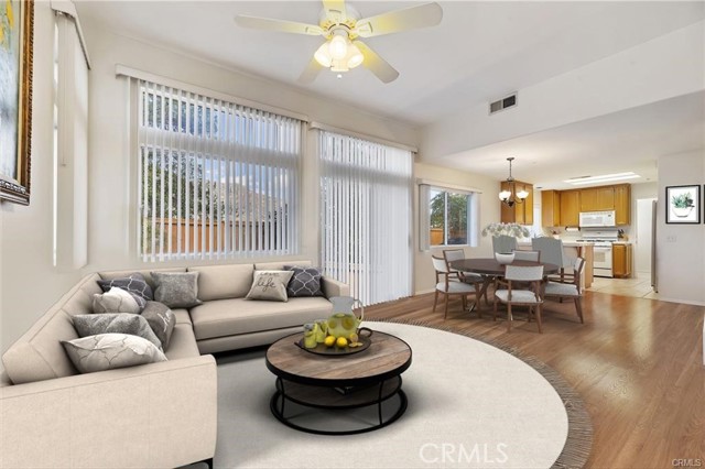 Detail Gallery Image 2 of 11 For 1508 Haddington Dr, Riverside,  CA 92507 - 3 Beds | 2/1 Baths