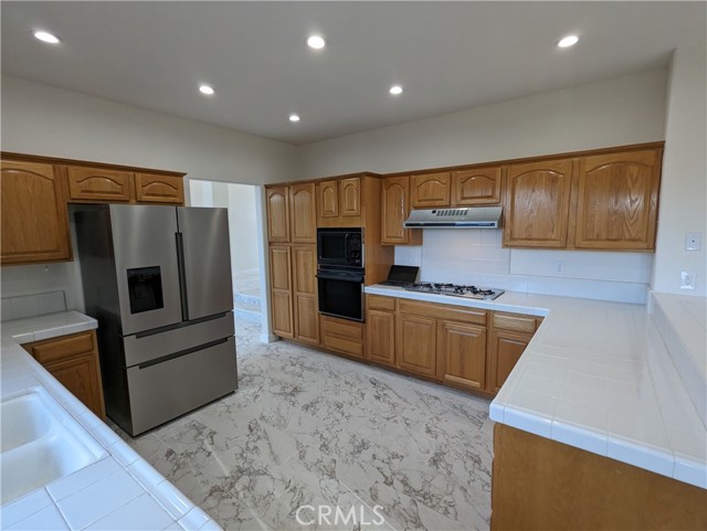 Detail Gallery Image 23 of 66 For 42057 Parkmont Dr, Quartz Hill,  CA 93536 - 5 Beds | 3 Baths