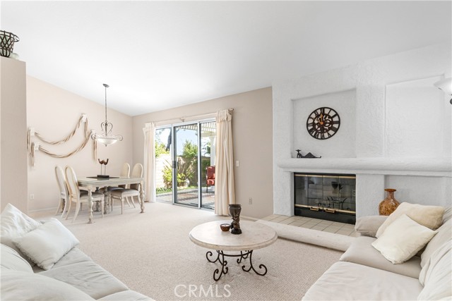 1224 Mallorca Street, Upland CA: https://media.crmls.org/medias/de0cc78a-1a47-45a0-83dc-0ae3e932952a.jpg