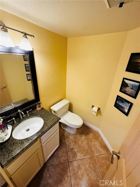 Detail Gallery Image 11 of 26 For 29677 Stonewood Rd, Temecula,  CA 92591 - 4 Beds | 2/1 Baths