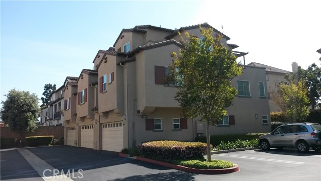 16861 Roosevelt Ln, Huntington Beach, CA 92649