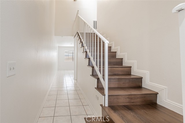 Detail Gallery Image 3 of 24 For 1725 S Angel Ct, Anaheim,  CA 92802 - 3 Beds | 2/1 Baths