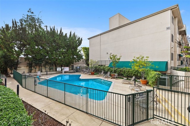 Detail Gallery Image 31 of 35 For 4501 Cedros #239,  Sherman Oaks,  CA 91403 - 2 Beds | 2 Baths