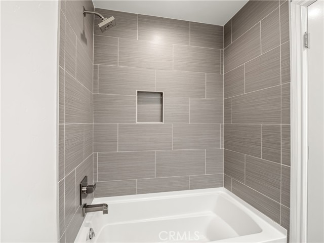 Detail Gallery Image 24 of 40 For 9226 N Fowler, Clovis,  CA 93619 - 4 Beds | 3/1 Baths