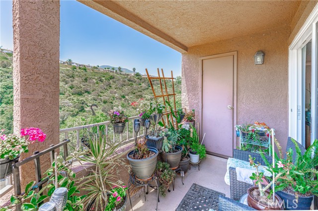 Detail Gallery Image 23 of 32 For 2400 San Gabriel Way #302,  Corona,  CA 92882 - 1 Beds | 1 Baths