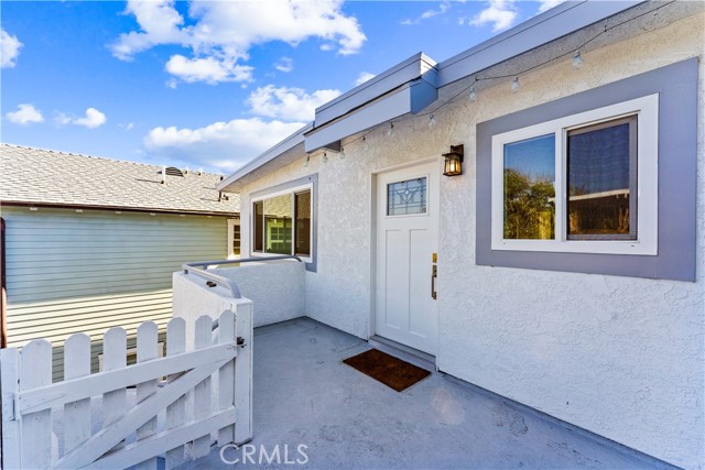 Detail Gallery Image 38 of 66 For 400 17th St, Manhattan Beach,  CA 90266 - 4 Beds | 2 Baths