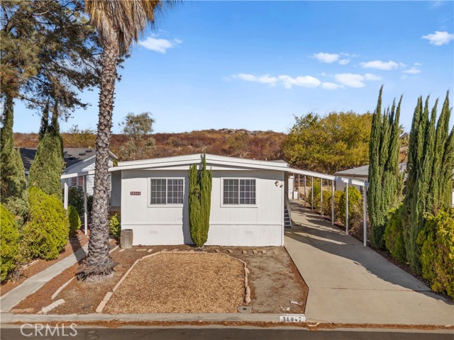 Detail Gallery Image 28 of 32 For 38042 via Del Largo, Murrieta,  CA 92563 - 2 Beds | 2 Baths