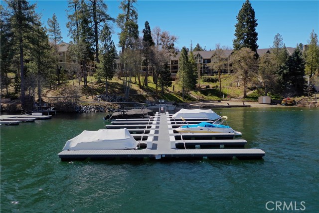 Detail Gallery Image 31 of 40 For 306 Villa Way, Lake Arrowhead,  CA 92352 - 2 Beds | 2 Baths