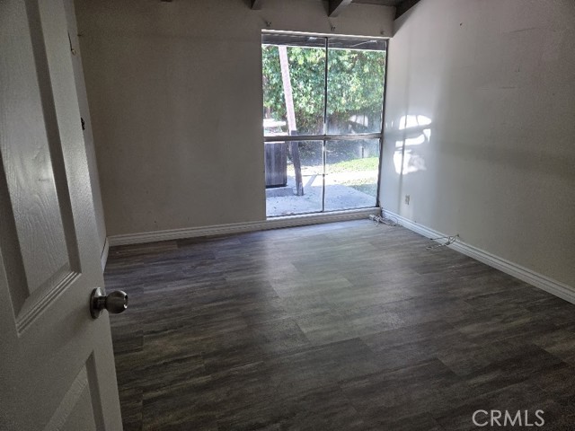 Detail Gallery Image 13 of 20 For 9336 Sophia, North Hills,  CA 91343 - 4 Beds | 2 Baths