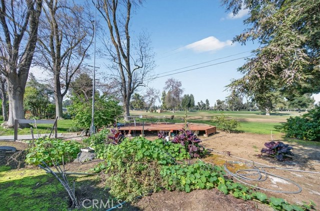 Detail Gallery Image 59 of 74 For 5867 E Club View, Fresno,  CA 93727 - 4 Beds | 2/1 Baths