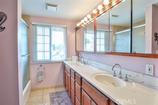 Detail Gallery Image 37 of 50 For 321 Blossom, Brea,  CA 92821 - 5 Beds | 2/1 Baths