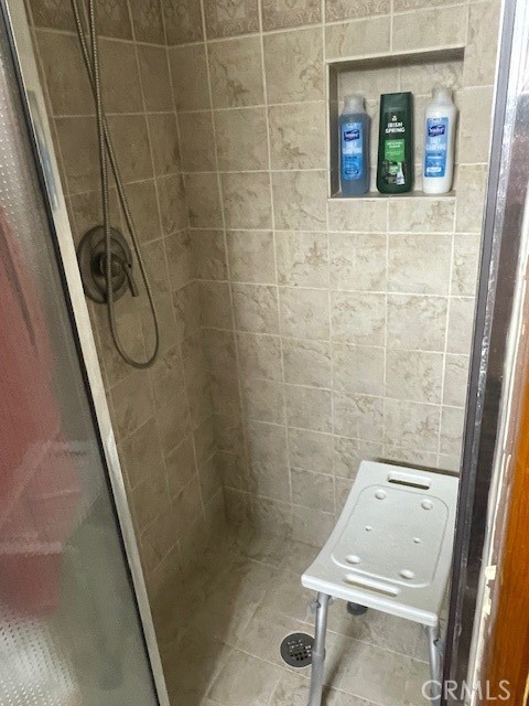 https://media.crmls.org/medias/de14fdb7-f457-4afd-b5bd-0336c16acdd3.jpg?preset=X-Large