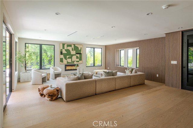 2608 Zorada Drive, Los Angeles CA: https://media.crmls.org/medias/de1529e2-e451-4e26-af86-353d99941d02.jpg