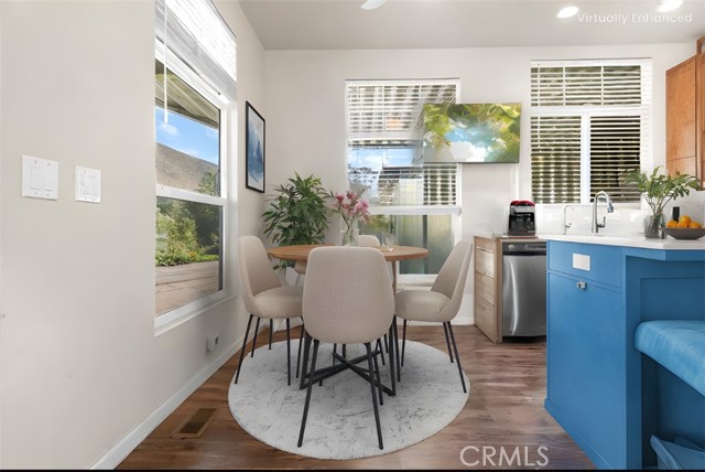 Virtually staged eating area