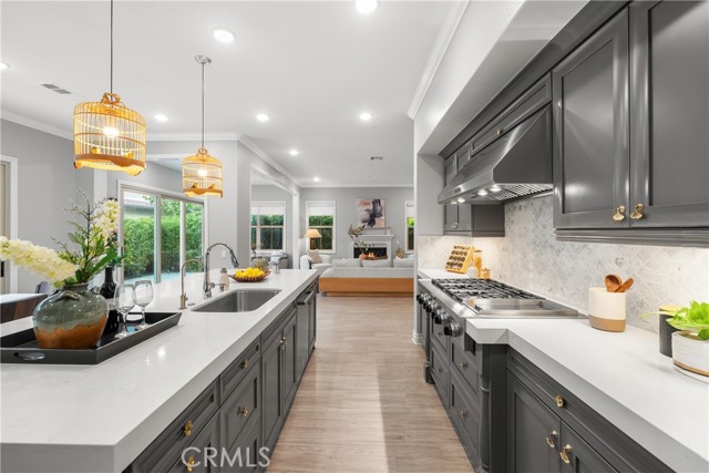 Detail Gallery Image 17 of 49 For 113 Wanderer, Irvine,  CA 92618 - 4 Beds | 4/1 Baths