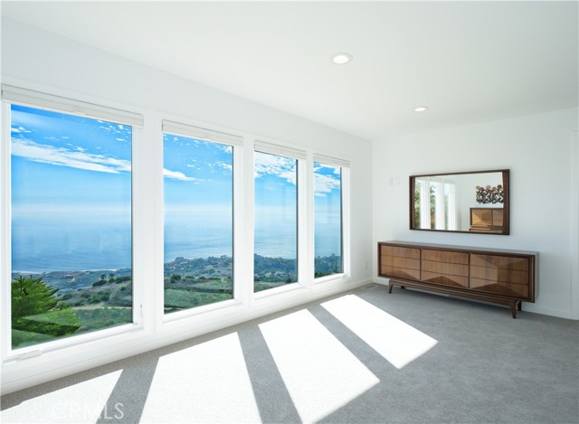 43 Oceanaire Drive, Rancho Palos Verdes CA: https://media.crmls.org/medias/de17f881-4830-4240-ba59-213fab2ad943.jpg