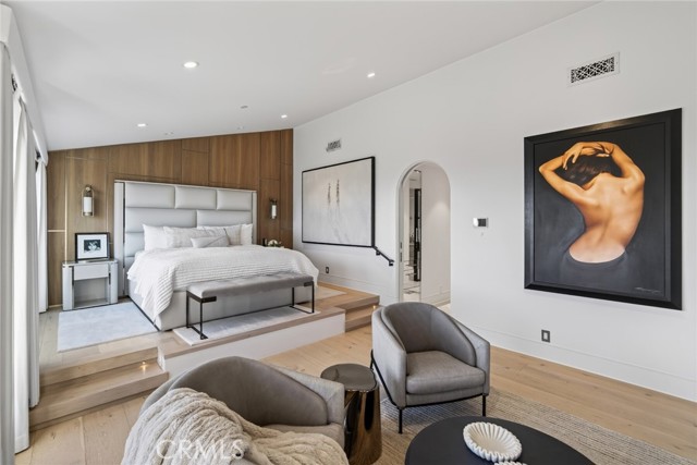 922 EMERALD BAY, Laguna Beach CA: https://media.crmls.org/medias/de183cd1-b9a8-46ce-acec-0c93afde979f.jpg