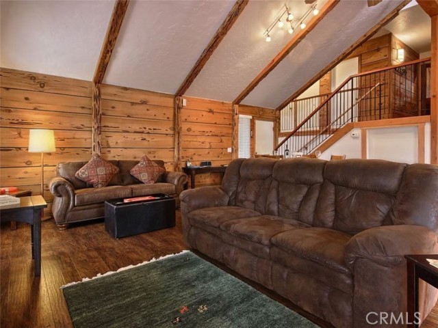 Detail Gallery Image 4 of 18 For 7497 Yosemite Park Way, Yosemite,  CA 95389 - 2 Beds | 2 Baths