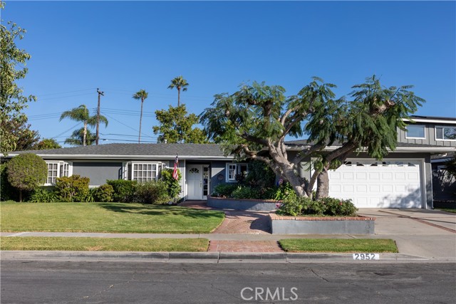 Detail Gallery Image 2 of 39 For 2952 Pemba Dr, Costa Mesa,  CA 92626 - 3 Beds | 2 Baths