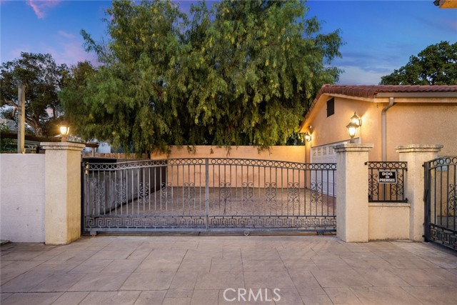 Detail Gallery Image 54 of 63 For 10610 Oak Tree Way, Sunland,  CA 91040 - 5 Beds | 4 Baths