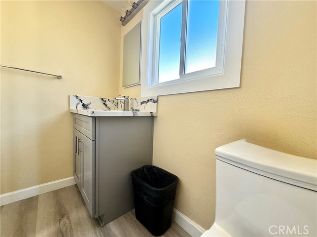 19321 Beach Boulevard, Huntington Beach CA: https://media.crmls.org/medias/de1973cb-cc12-418f-83f2-c208098d0fb1.jpg