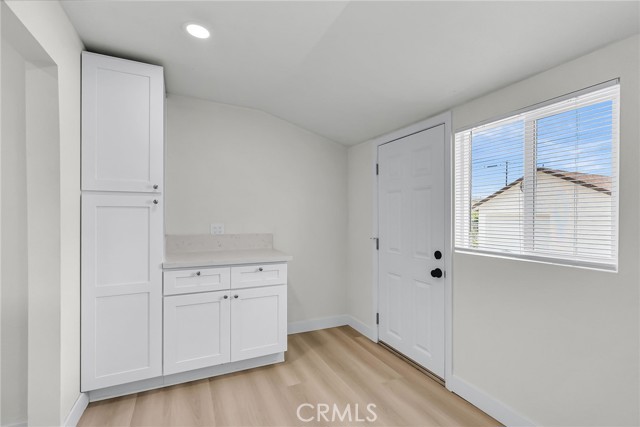 Detail Gallery Image 20 of 26 For 970 E 6th St, Pomona,  CA 91766 - 2 Beds | 2 Baths