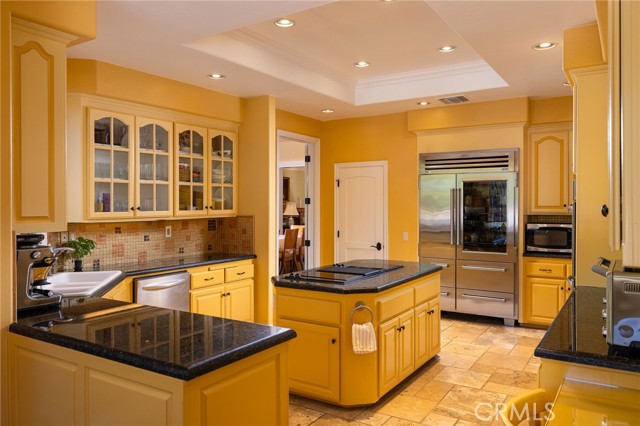 Detail Gallery Image 12 of 35 For 25281 Derbyhill Dr, Laguna Hills,  CA 92653 - 5 Beds | 4/1 Baths