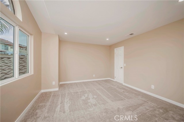5338 S Chariton Avenue, Ladera Heights CA: https://media.crmls.org/medias/de1b4d18-41ad-4ceb-a725-a5b67a981687.jpg