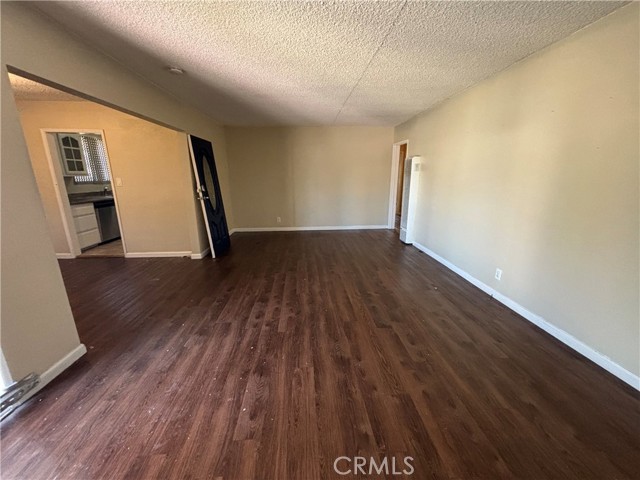 2002 112th Street, Los Angeles, California 90047, 4 Bedrooms Bedrooms, ,1 BathroomBathrooms,Single Family Residence,For Sale,112th,OC24171503