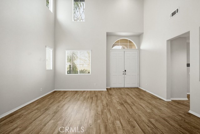 Detail Gallery Image 11 of 61 For 6721 Heathgrove, Corona,  CA 92880 - 5 Beds | 3 Baths