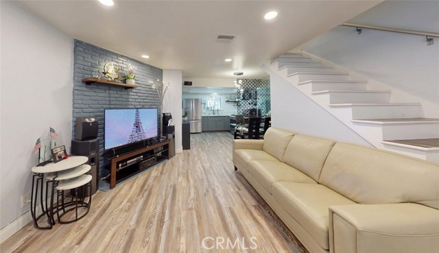 Detail Gallery Image 4 of 38 For 740 N Fairhaven, Anaheim,  CA 92801 - 2 Beds | 1/1 Baths