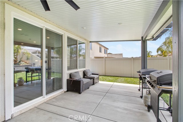 29427 Studio Drive, Menifee CA: https://media.crmls.org/medias/de1d83db-6471-4426-af55-fecb69eafa89.jpg