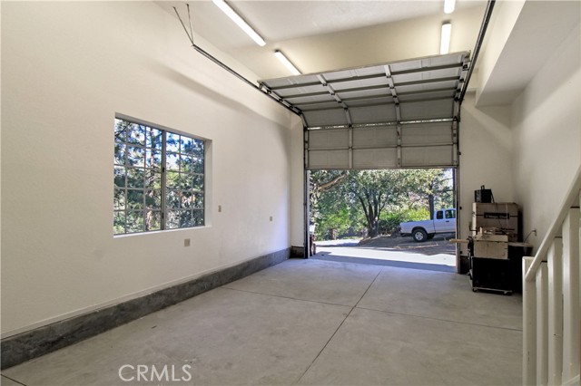 27781 St Bernard Lane, Lake Arrowhead, CA 92352